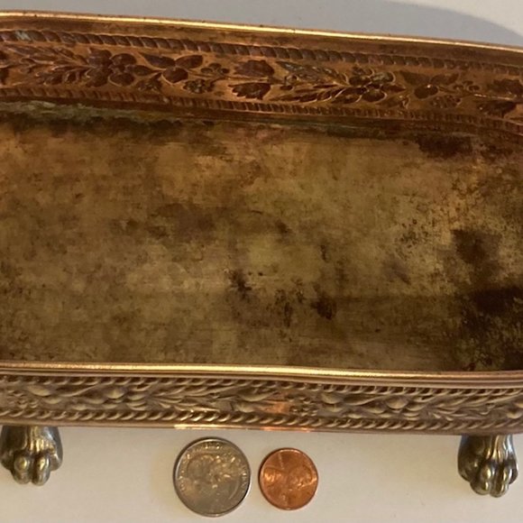 Vintage Metal Brass Planter, Oval, Embossed, 10" x - Picture 4 of 5